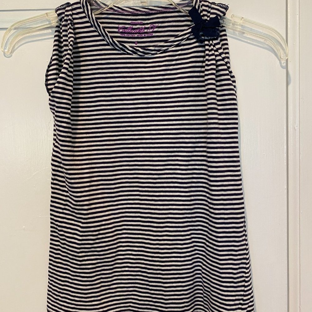Crewcuts Collectible girls Sleeveless Navy /White Striped Shirt, sz 8; ex cond